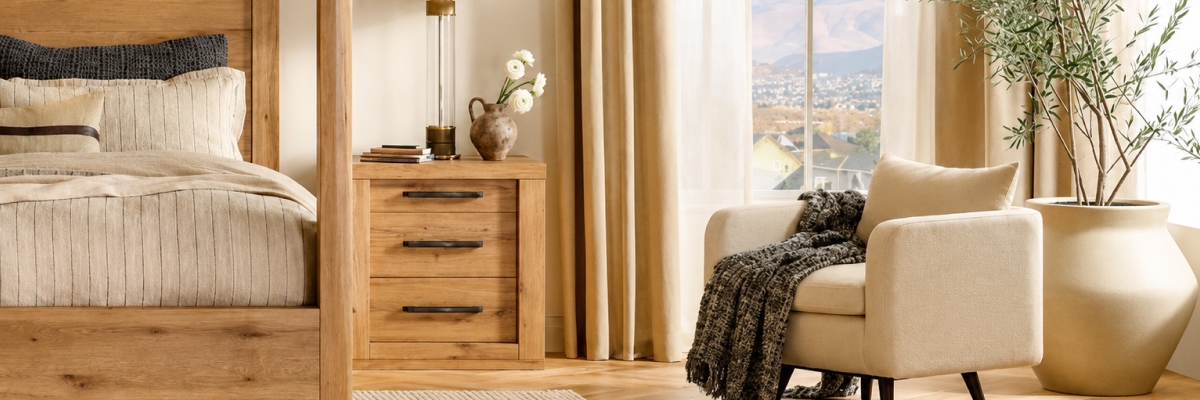  The New Luxury Bedroom: Soft, Layered, and Timeless