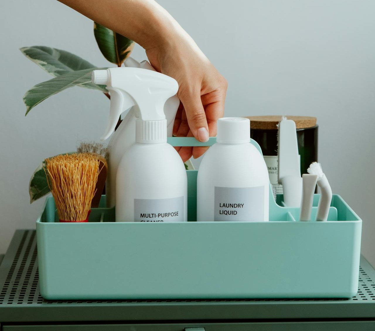 18 Common Cleaning Habits That Just Don’t Work (and What to Do Instead)