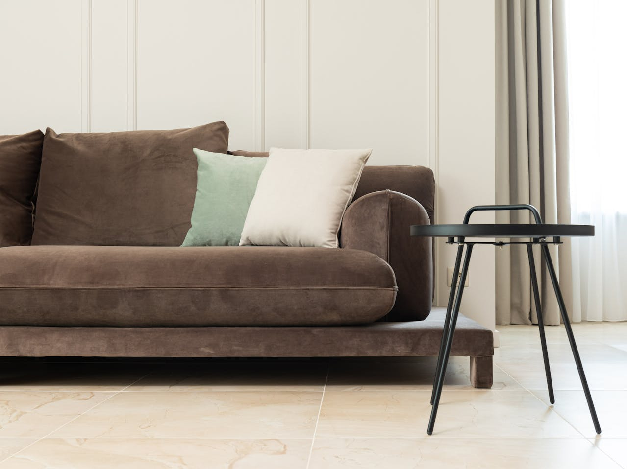 From Sectionals to Loveseats: A Breakdown of Sofa Types and Their Benefits